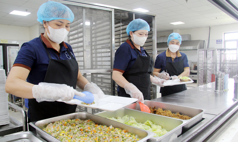 Cách thiết lập hệ thống tủ hấp thực phẩm đáp ứng 1000 suất ăn công nghiệp mỗi ca