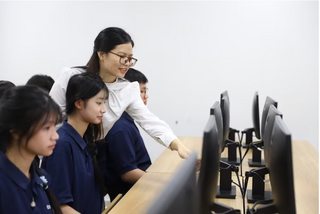 Bộ GD&ĐT dự kiến cho phép trường học kiểm tra, đánh giá định kỳ trên máy tính
