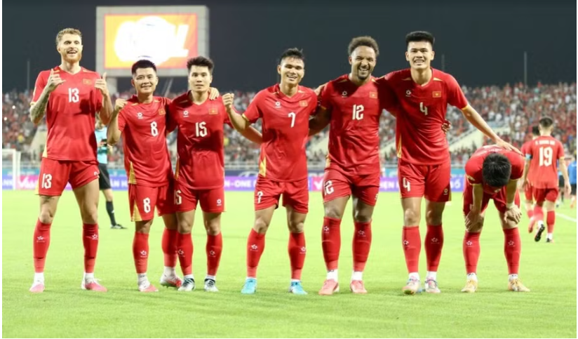 Tuyển Việt Nam áp đảo đội hình tiêu biểu bán kết ASEAN Cup 2026