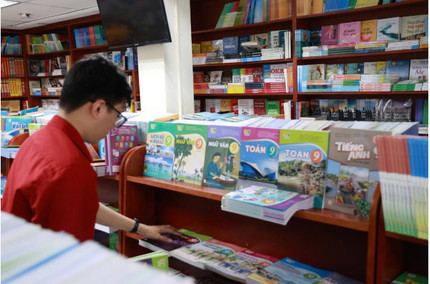 Rà soát, bổ sung sách giáo khoa cho học sinh trước năm học mới