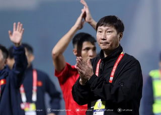 Báo Thái Lan: ‘HLV Kim Sang-sik là huyền thoại’