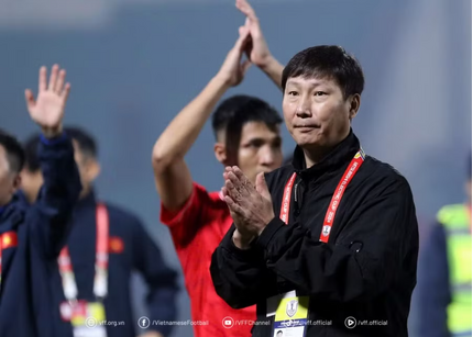 Báo Thái Lan: ‘HLV Kim Sang-sik là huyền thoại’