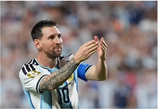 Bóng đá Argentina tri ân đặc biệt Messi