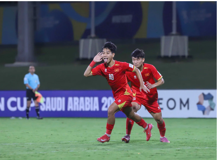 Hà Nội FC trình làng ngôi sao số 1 của U17 Việt Nam?