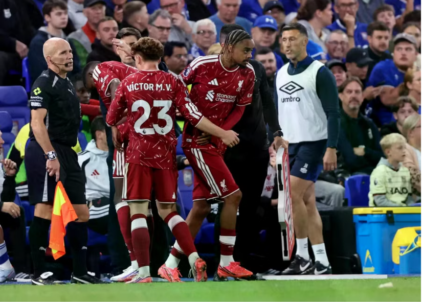 Liverpool thắng trận đầu tiên ở Ngoại hạng Anh mùa giải mới