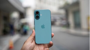 Sức ép iPhone mới ra mắt, iPhone 16 và dòng Plus bất ngờ lên hot search