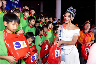Top 3 Miss World 2026 đón Trung thu cùng thiếu nhi Việt Nam