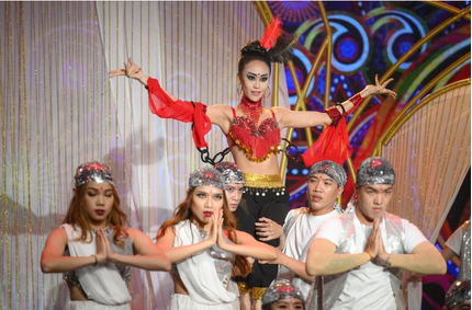 Nữ vũ công nổi tiếng bị loại khỏi 