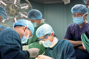 7 giờ nỗ lực bảo tồn ngón tay cho người bệnh