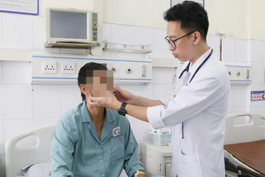 Chỉ số vàng da tăng gấp 42 lần giới hạn bình thường vì chữa bệnh bằng 'niềm tin' sai lầm