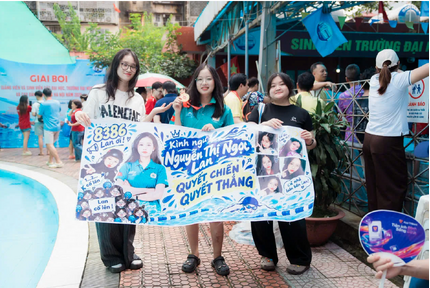 2 nữ sinh giành Huy chương Vàng toàn Hà Nội bộ môn ấn tượng này, giảng viên hết lời khen ngợi
