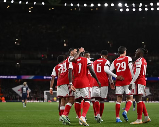 7 phút bùng nổ của Arsenal ở Champions League