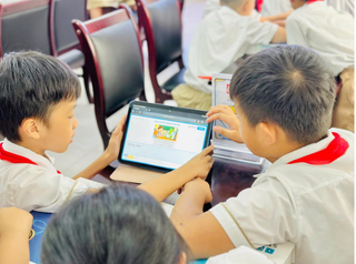 Bảo vệ học sinh trên không gian mạng: Xây dựng “lá chắn” từ nhà trường