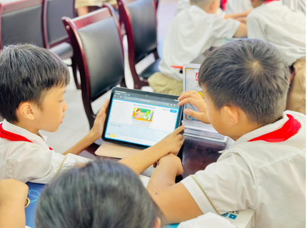 Bảo vệ học sinh trên không gian mạng: Xây dựng “lá chắn” từ nhà trường