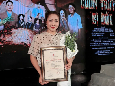 Nghệ sĩ Ưu tú Ốc Thanh Vân 2 năm liên tiếp giành Huy chương Vàng