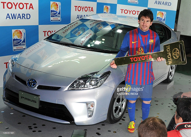 Messi sở hữu những xe gì trong bộ sưu tập của mình?
