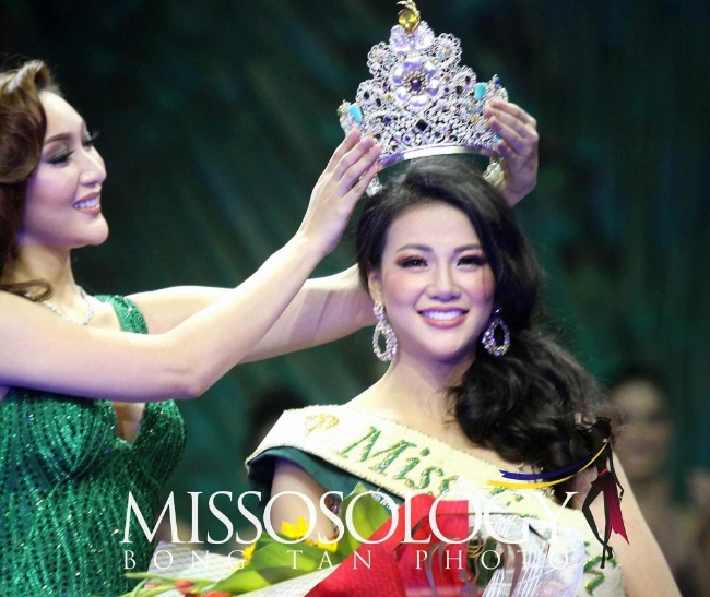 Vượt qua 87 người đẹp thế giới, Nguyễn Phương Khánh đăng quang Miss Earth 2018