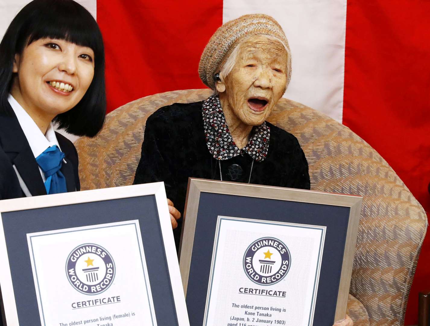 Cụ bà cao tuổi nhất thế giới tự phá kỷ lục của mình