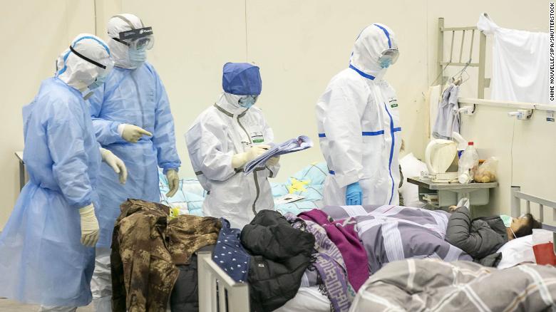 Dịch corona: TQ liêu xiêu trước khủng hoảng mới vì hàng trăm y bác sĩ nhiễm bệnh