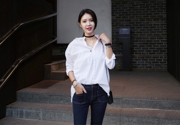 Cách kết hợp choker với áo sơ mi cho bạn vẻ ngoài cá tính nhưng lịch sử