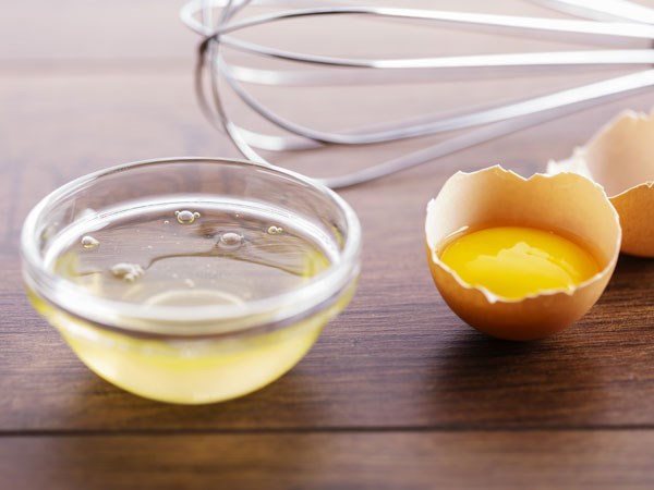 Lòng trắng trứng là bài thuốc hay khi bị bỏng nước sôi
