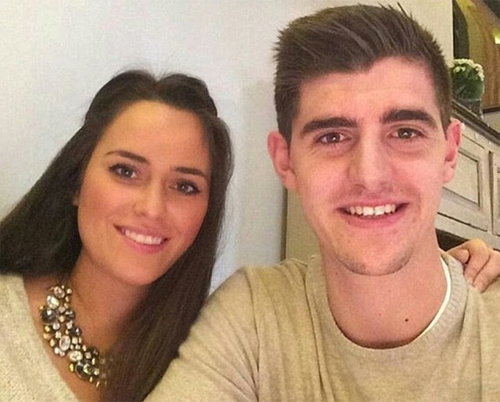 Những lùm xùm đáng tiếc giữa Thibaut courtois và bạn gái