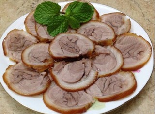 Món ngon từ thịt lợn khiến bữa ăn gia đình tuyệt vời hơn