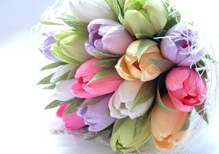 Cách làm hoa tulip bằng giấy nhún đẹp và sống động như thật